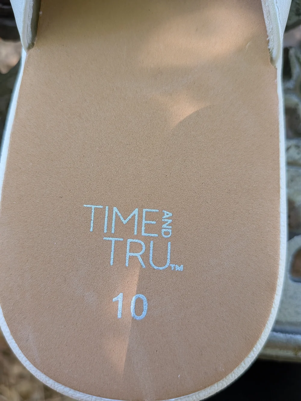 Time and Tru Women’s Cream Casual Slide Sandals - Size 10